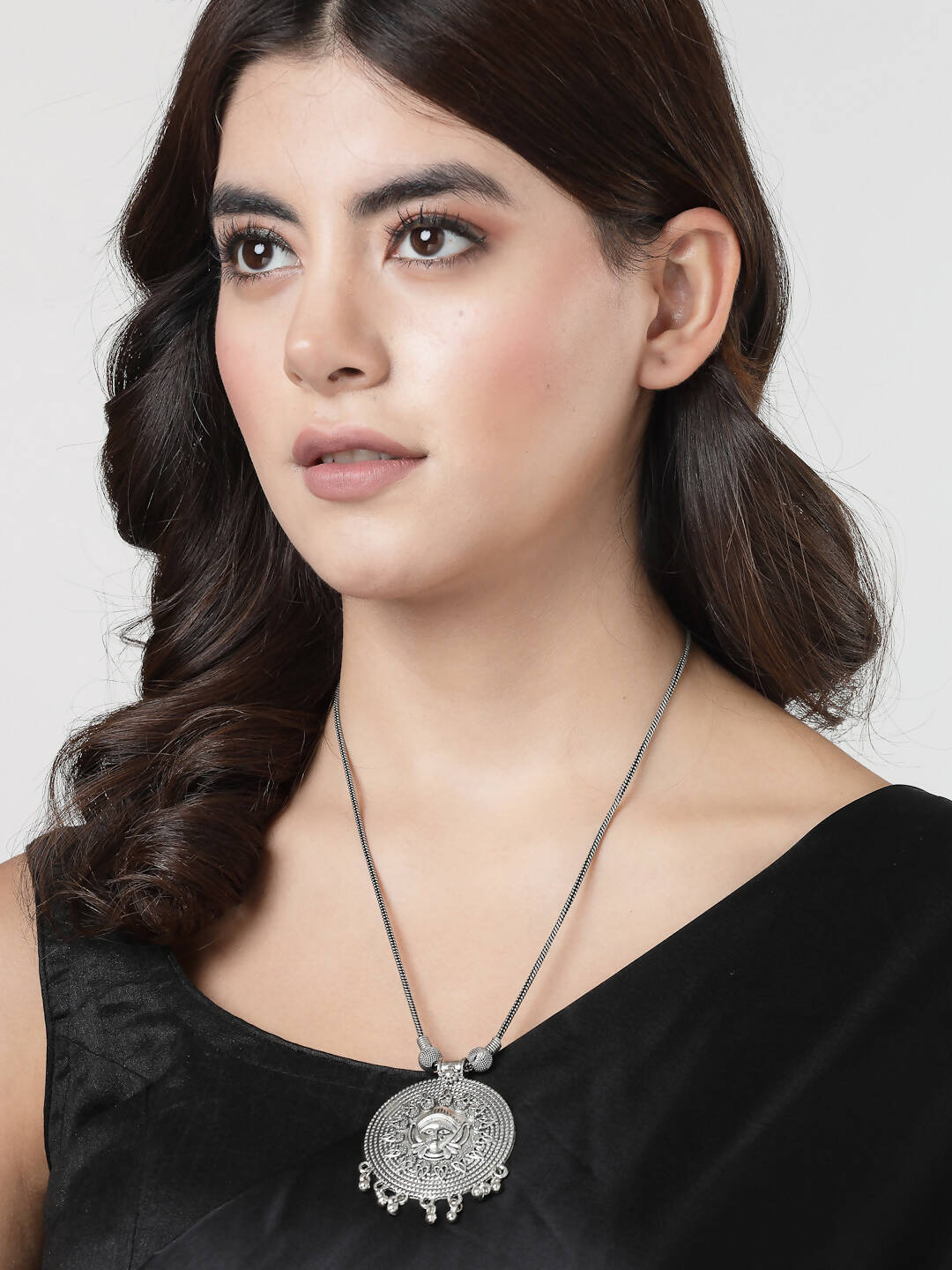 NVR Women's Elegant Silver Oxidised Brass Necklace - Distacart