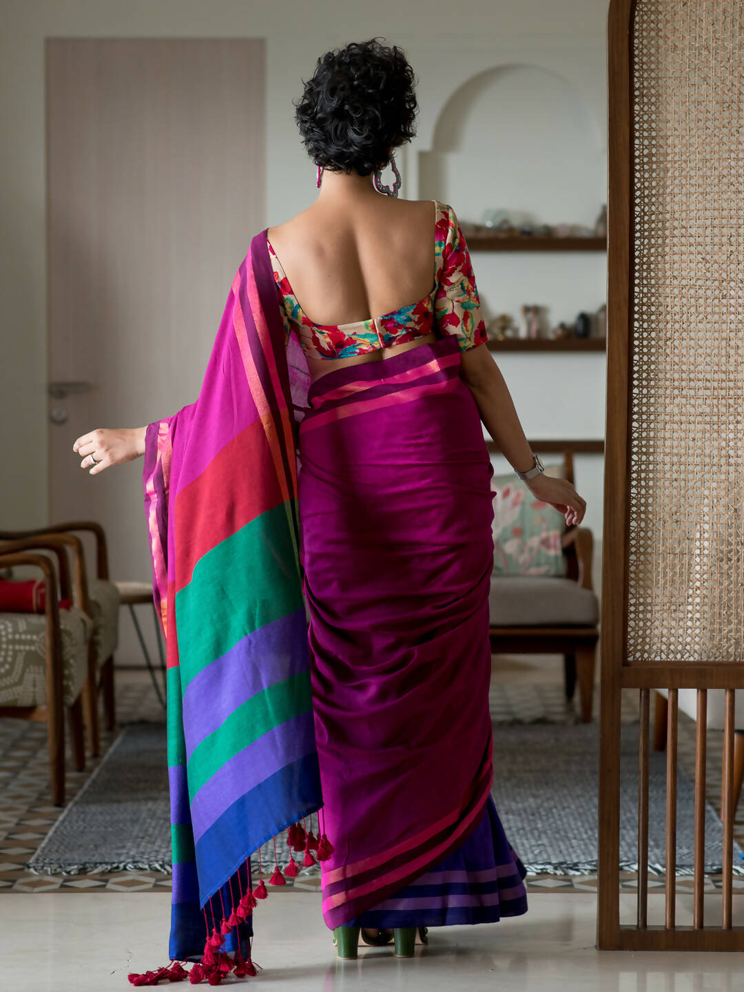 Suta Multi Color Colourblocked Cotton Blend Saree - Distacart