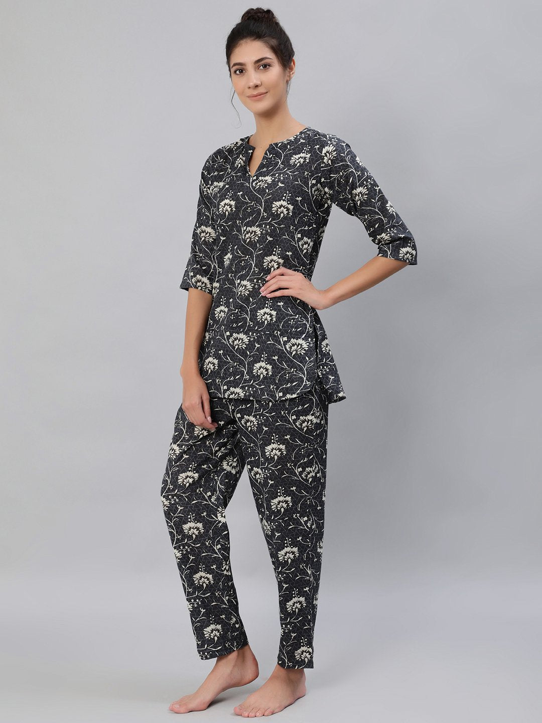 NOZ2TOZ Women Grey Floral Printed Night Suit Set - Distacart