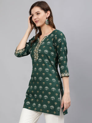 NOZ2TOZ Women Green & Gold Printed Tunic With Three Quarter Sleeves - Distacart