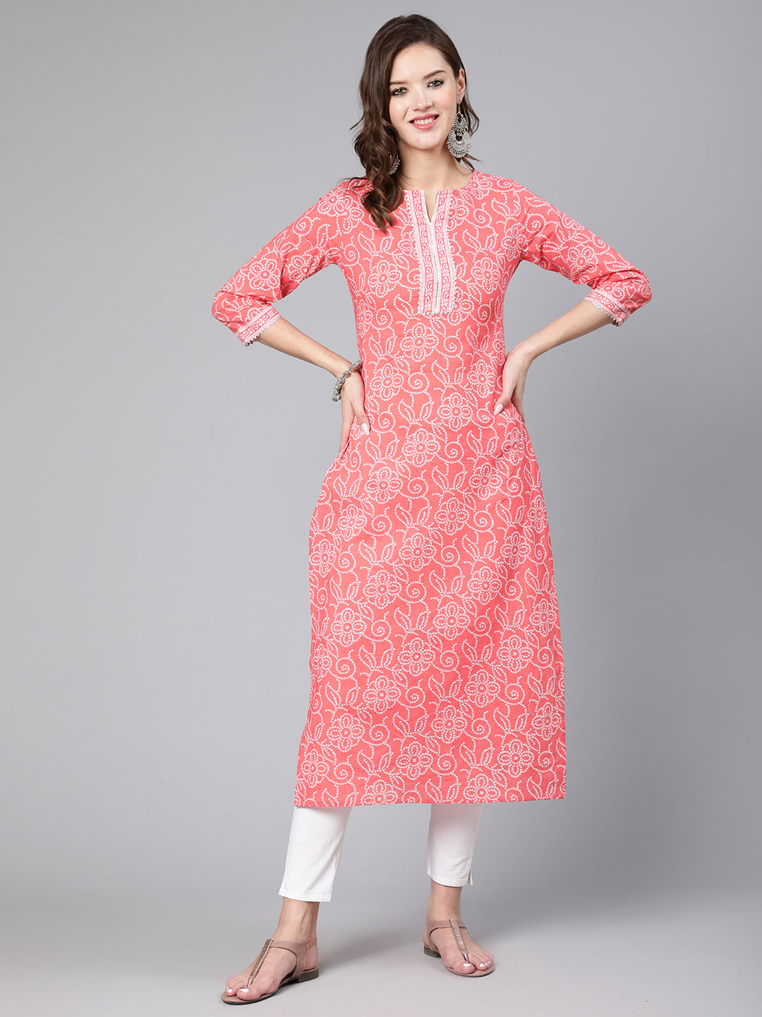 NOZ2TOZ Women Pink Bandhani Printed Straight Kurta With Three Quarter Sleeves - Distacart