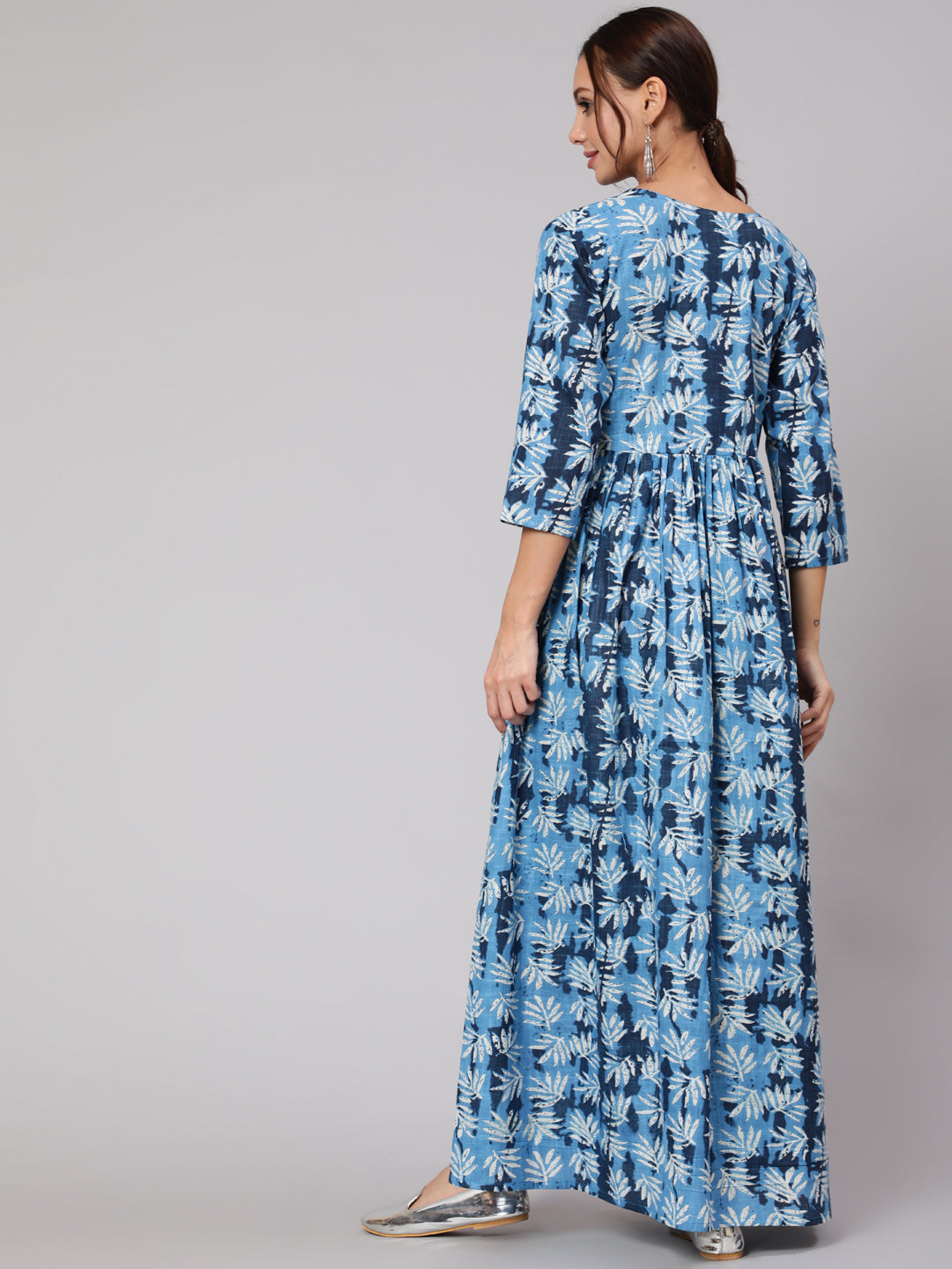 NOZ2TOZ Women Blue Abstrac Printed Gathered Dress With Three Quarter Sleeves - Distacart