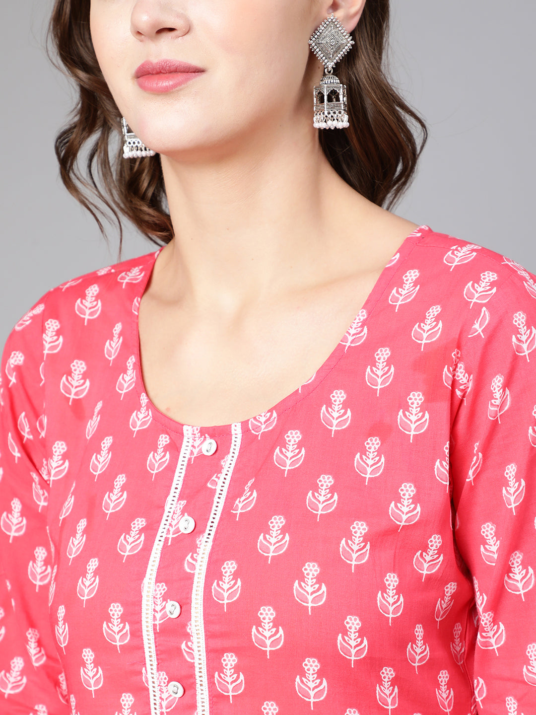 NOZ2TOZ Women Pink Ethnic Printed Straight Kurta With Three Quarter Sleeves - Distacart