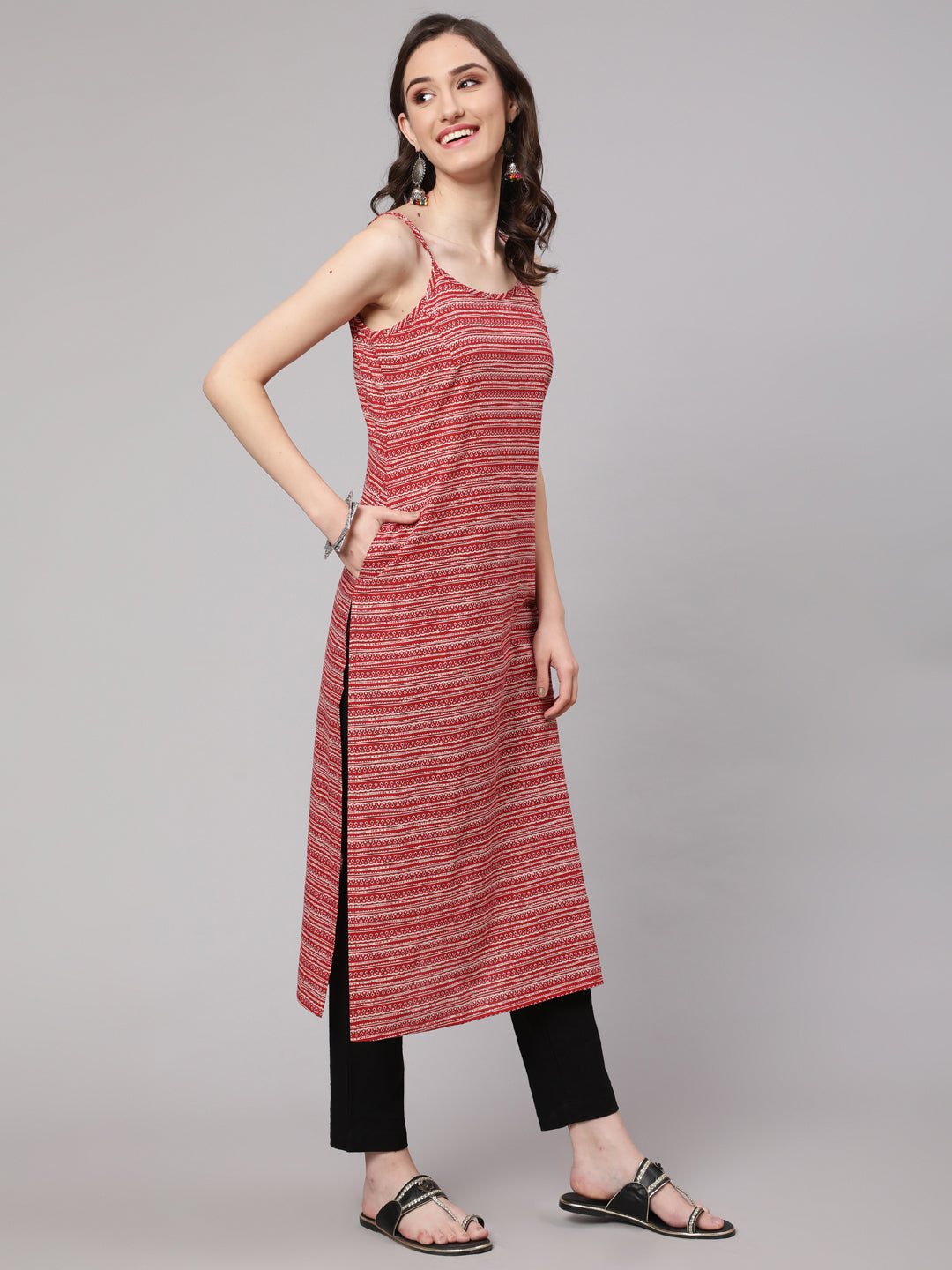 Wahe-NOOR Women Red Geometric Printed straight sleevesless Kurta - Distacart