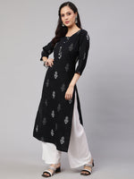 Thumbnail for NOZ2TOZ Women Black Printed Straight Kurta With Three Qurter Sleeves - Distacart