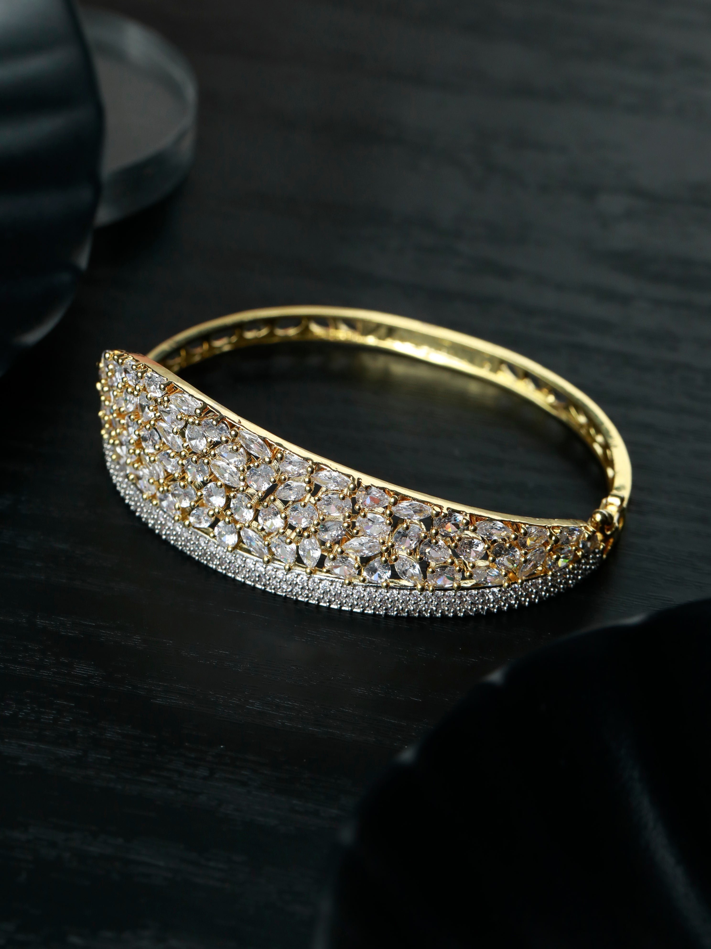 Emerald Diamond Bracelet - Glorious - Online Jewelry Store