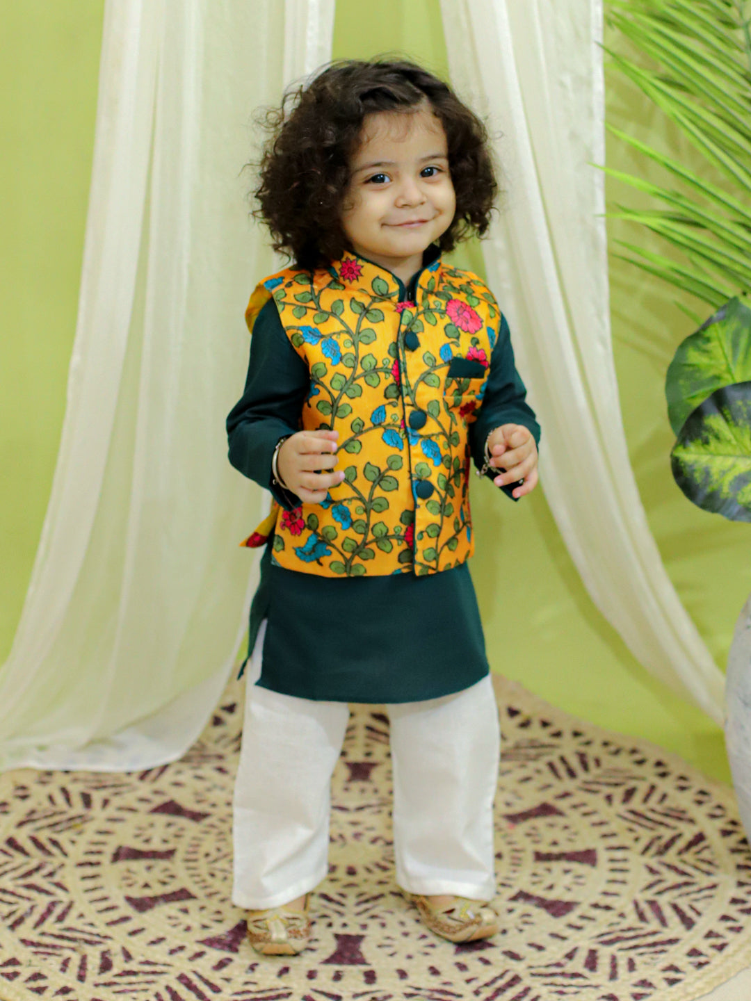 Kurta pajama hotsell with printed jacket