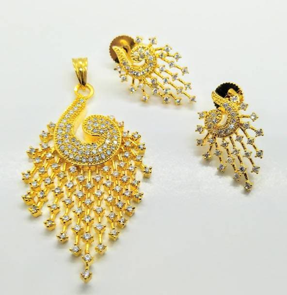 White AD Designer Pendant Set