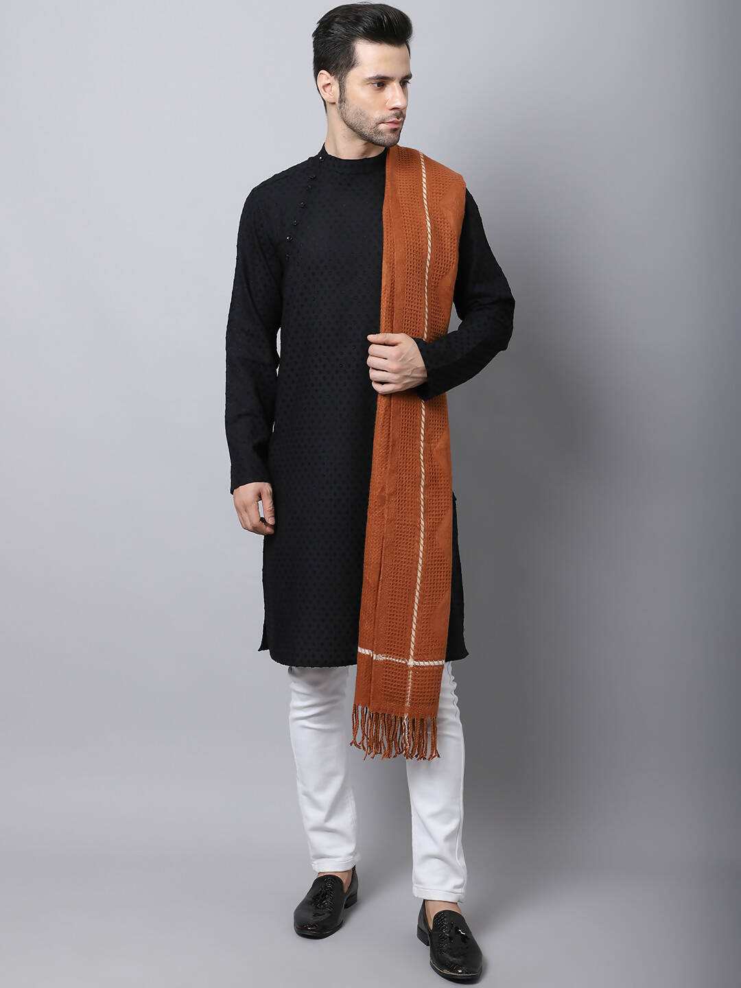 Even Apparels Black Pure Cotton Men's Kurta With Side Placket - Distacart