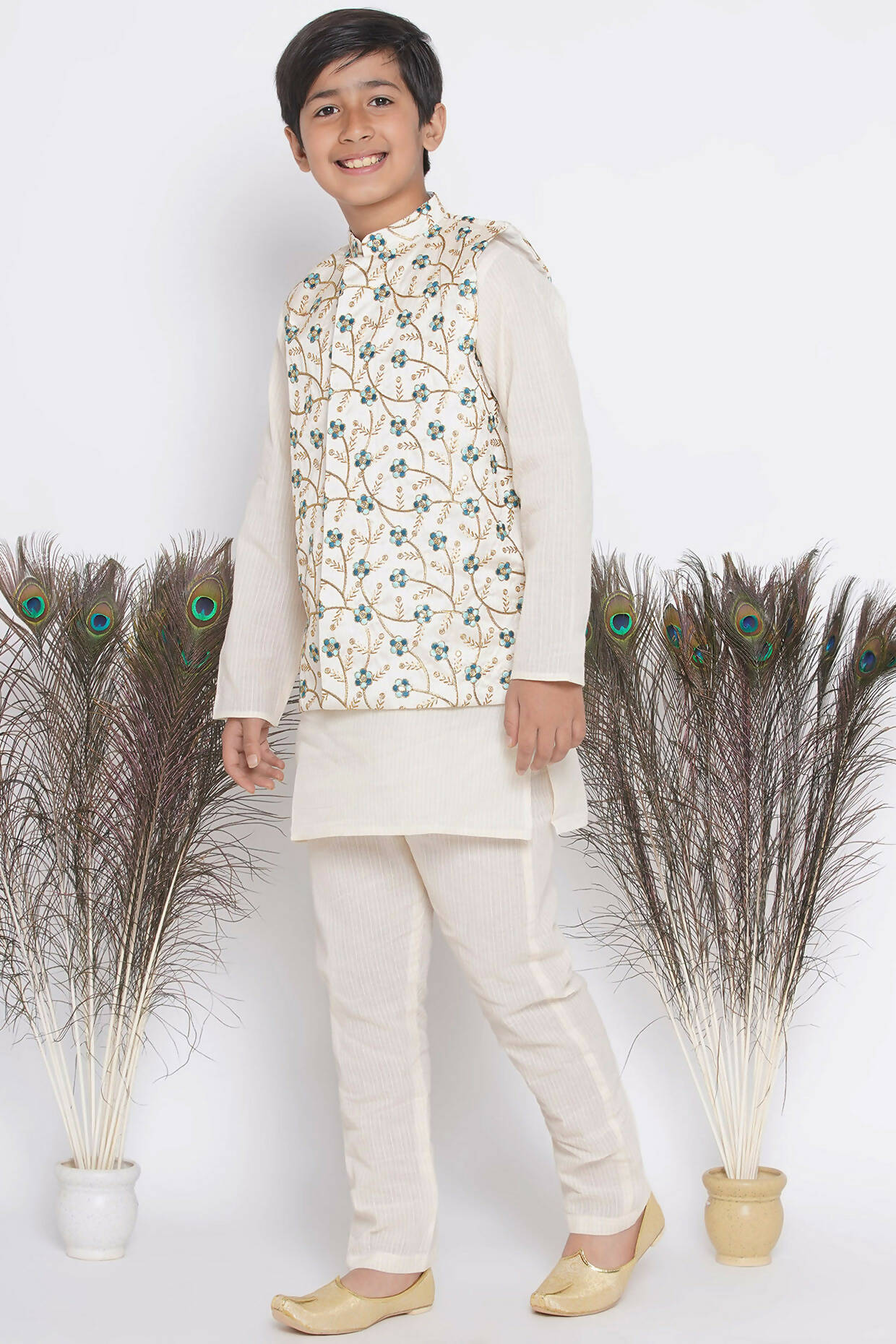 Little Bansi Banarsi Silk Blue Floral Embroidery Jacket with Cotton Kantha kurta and Kantha Pyjama - Cream - Distacart