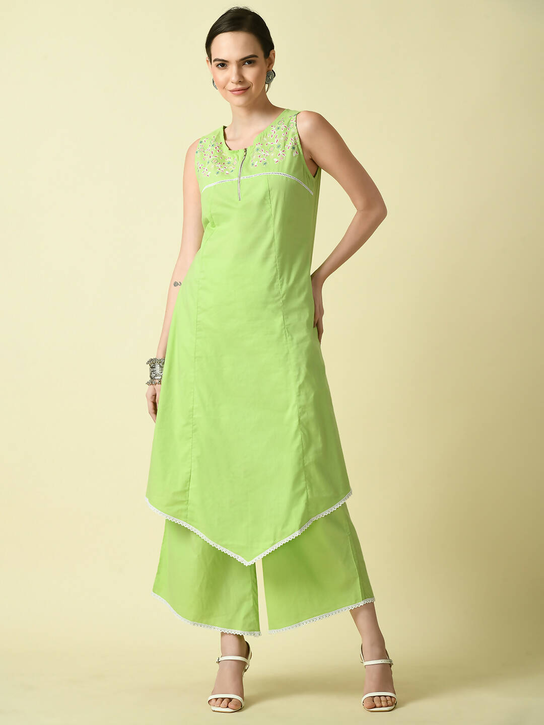 Myshka Women's Green Embroidered Kurta With Palazzo - Distacart