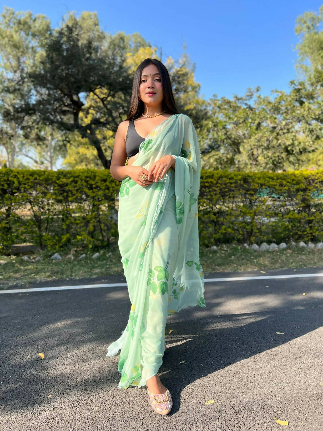 Vamsee Green Chiffon Designer Saree - Distacart