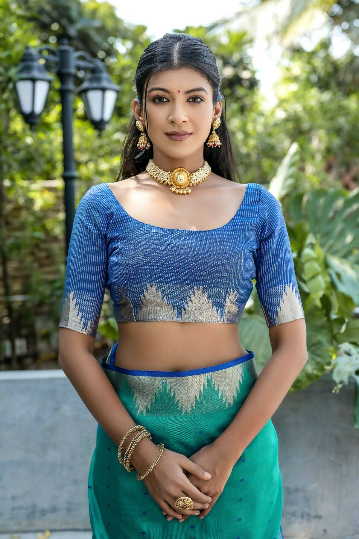 Vishnu Weaves Women's Rama Raw Silk Zari Woven Saree with Blouse - Distacart