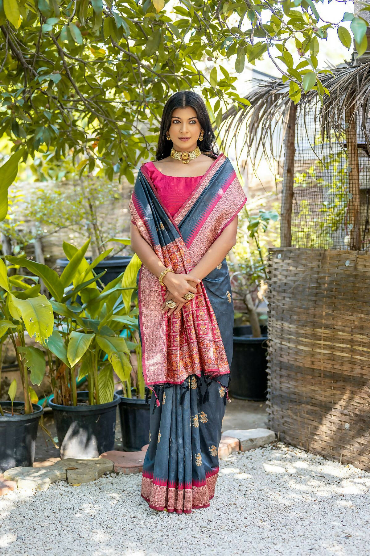 Vishnu Weaves Women's Grey Tussar Silk Zari Woven Saree with Blouse - Distacart