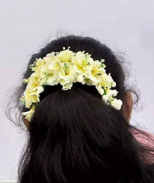 White Trendy Bridal Hair Accessories
