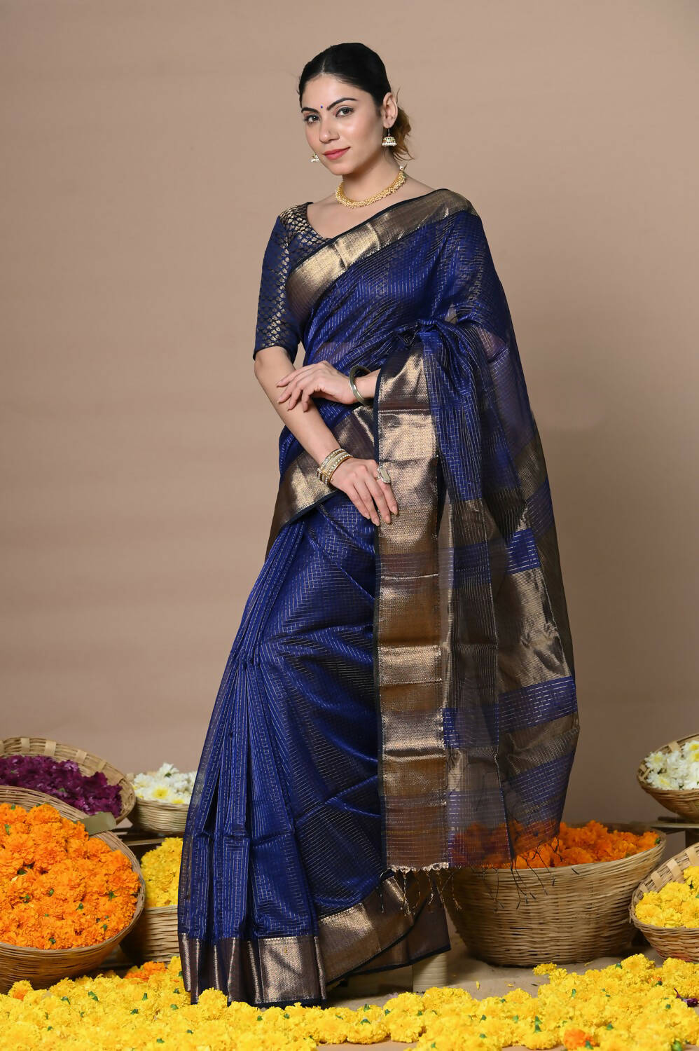 Very Much Indian Rajsi - Handloom Ari Checks Cotton Silk Saree With Golden Border - Dark Blue - Distacart