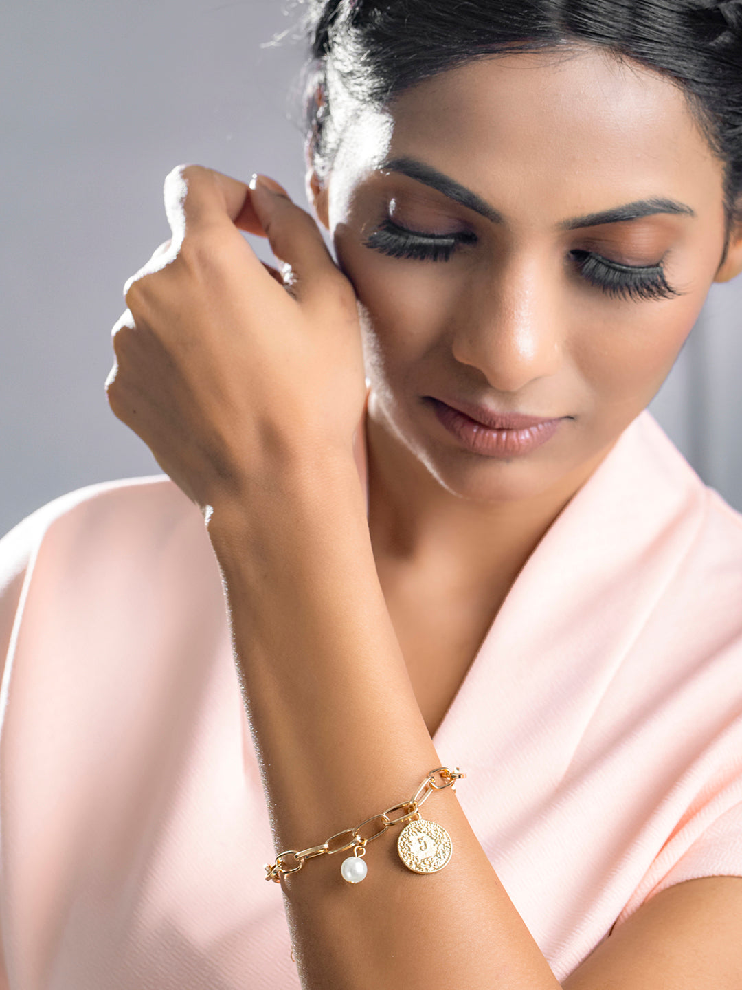 Priyaasi Women White Pearls Rose Gold Plated Coin Link Bracelet - Distacart