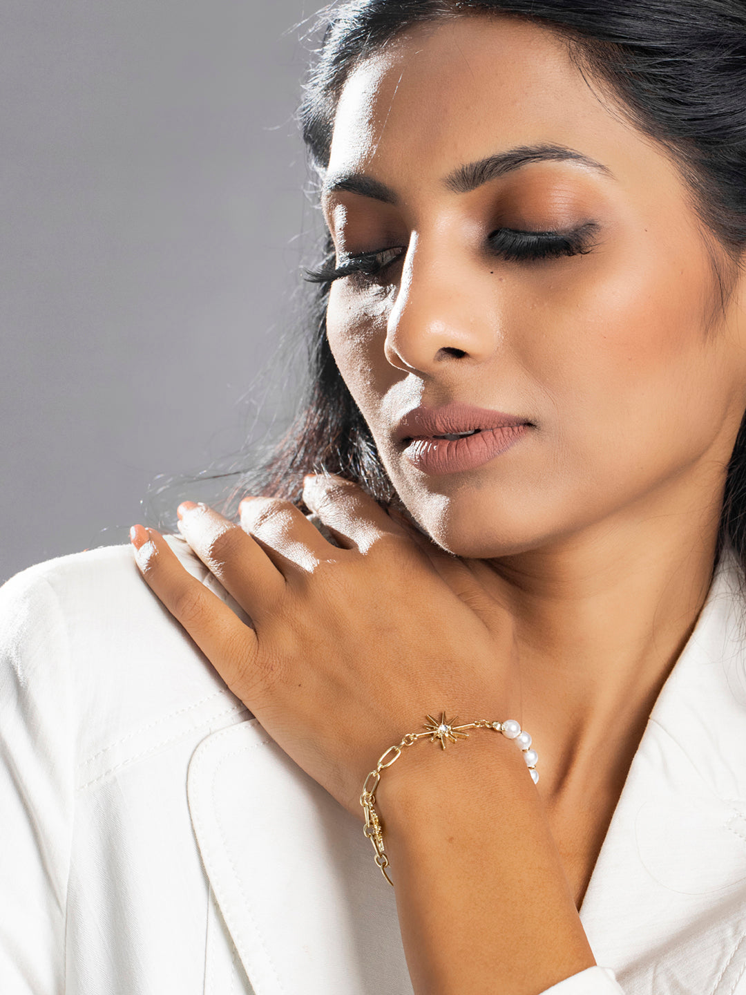 Priyaasi Women White American Diamond Pearls Gold Plated Star Link Bracelet - Distacart