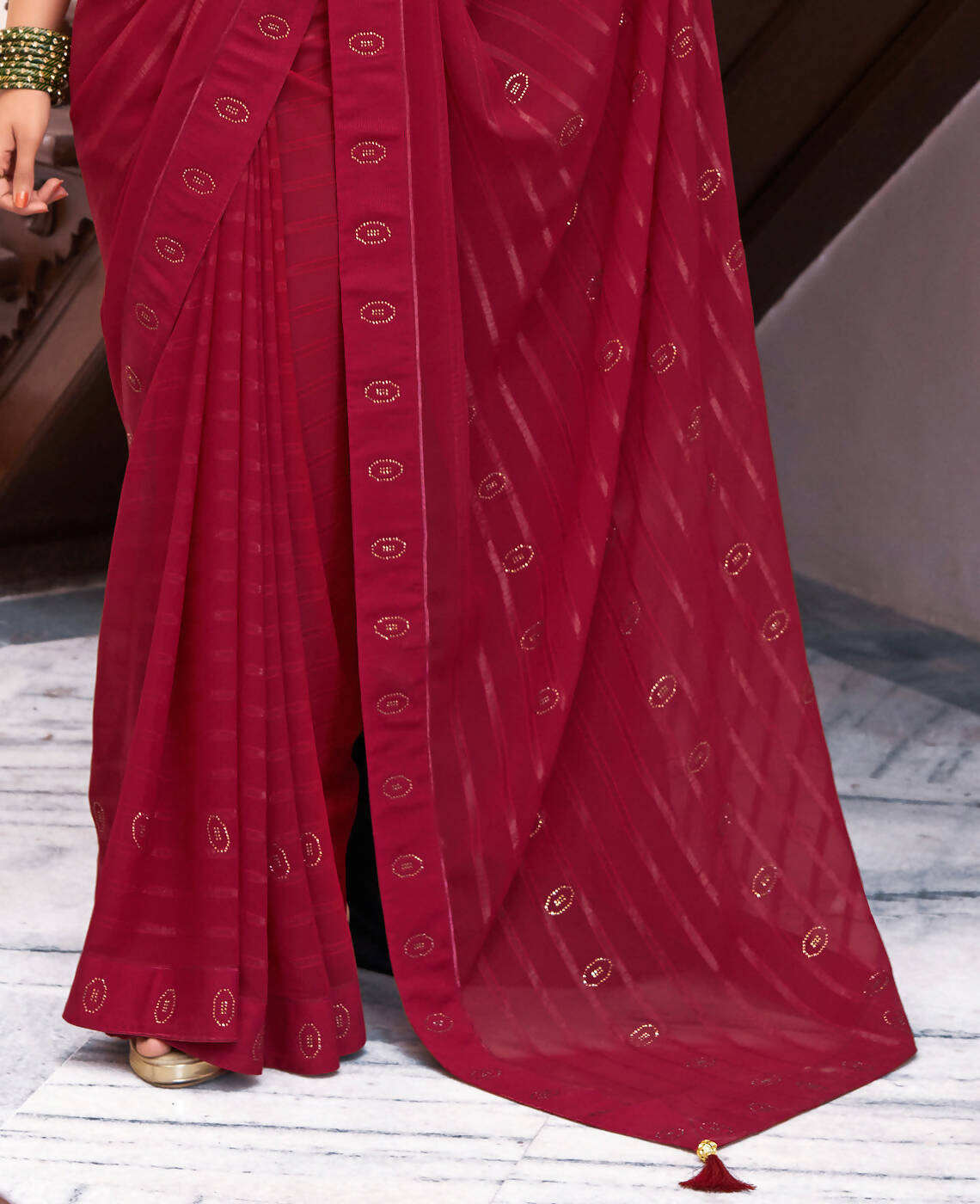 Maroon Georgette Swaroski Work Saree With Unstitched Blouse Piece - Juhi - Distacart