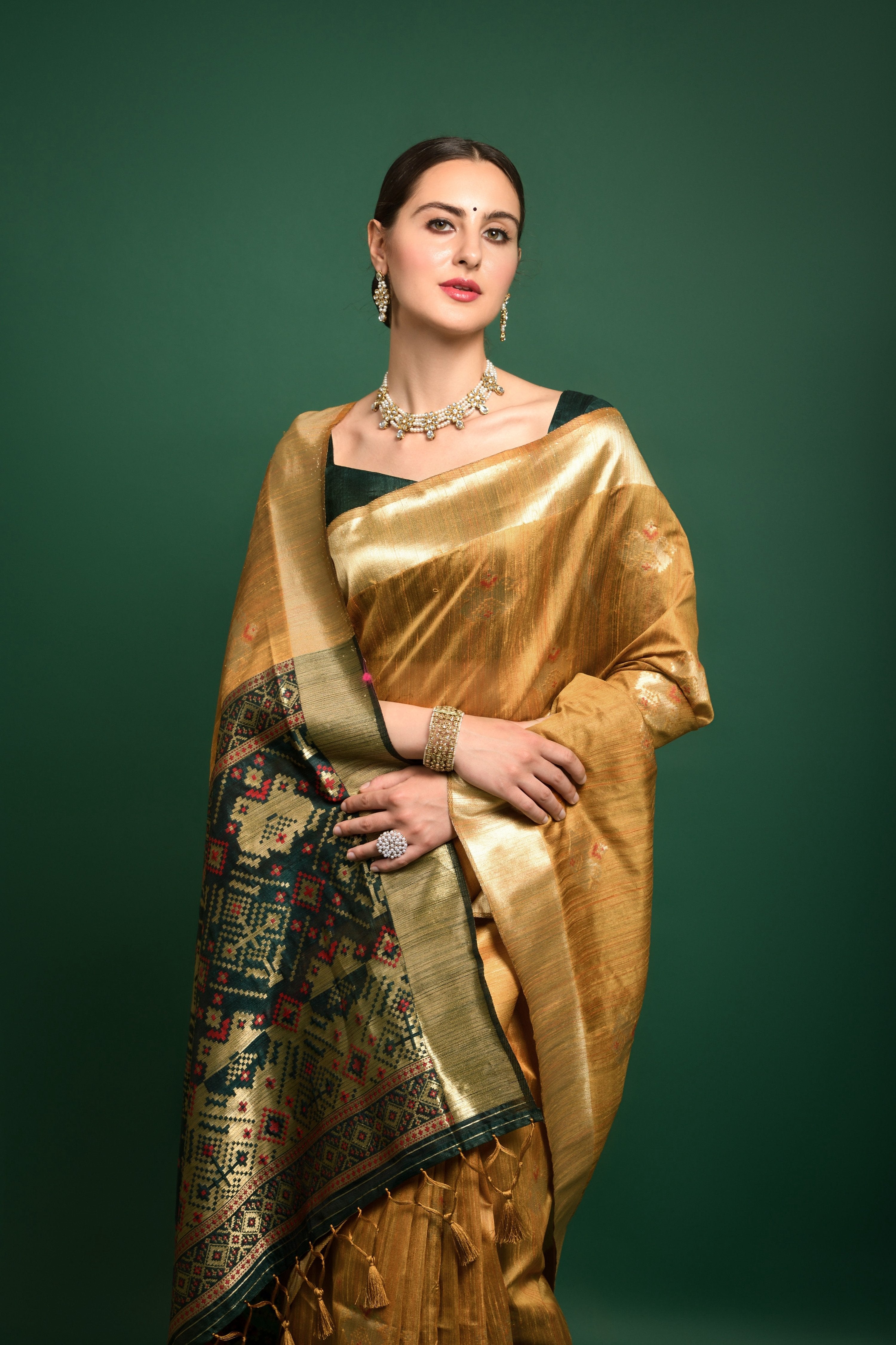 Vishnu Weaves Women's Yellow Tussar Silk Zari Woven Saree with Blouse - Distacart