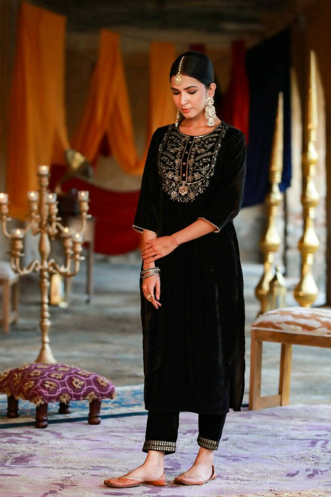 Juniper Women Black Velvet Embroidered Straight Kurta Sets - Distacart