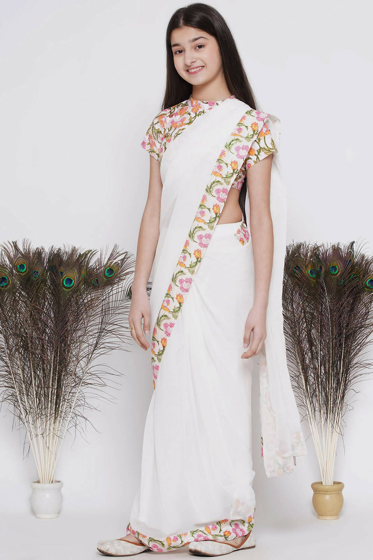 Little Bansi Floral Print Ready To Wear Saree And Floral Blouse - White - Distacart