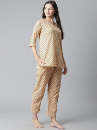 Thumbnail for Wahe-NOOR Women's Yellow Buti Print Cotton Nightwear - Distacart