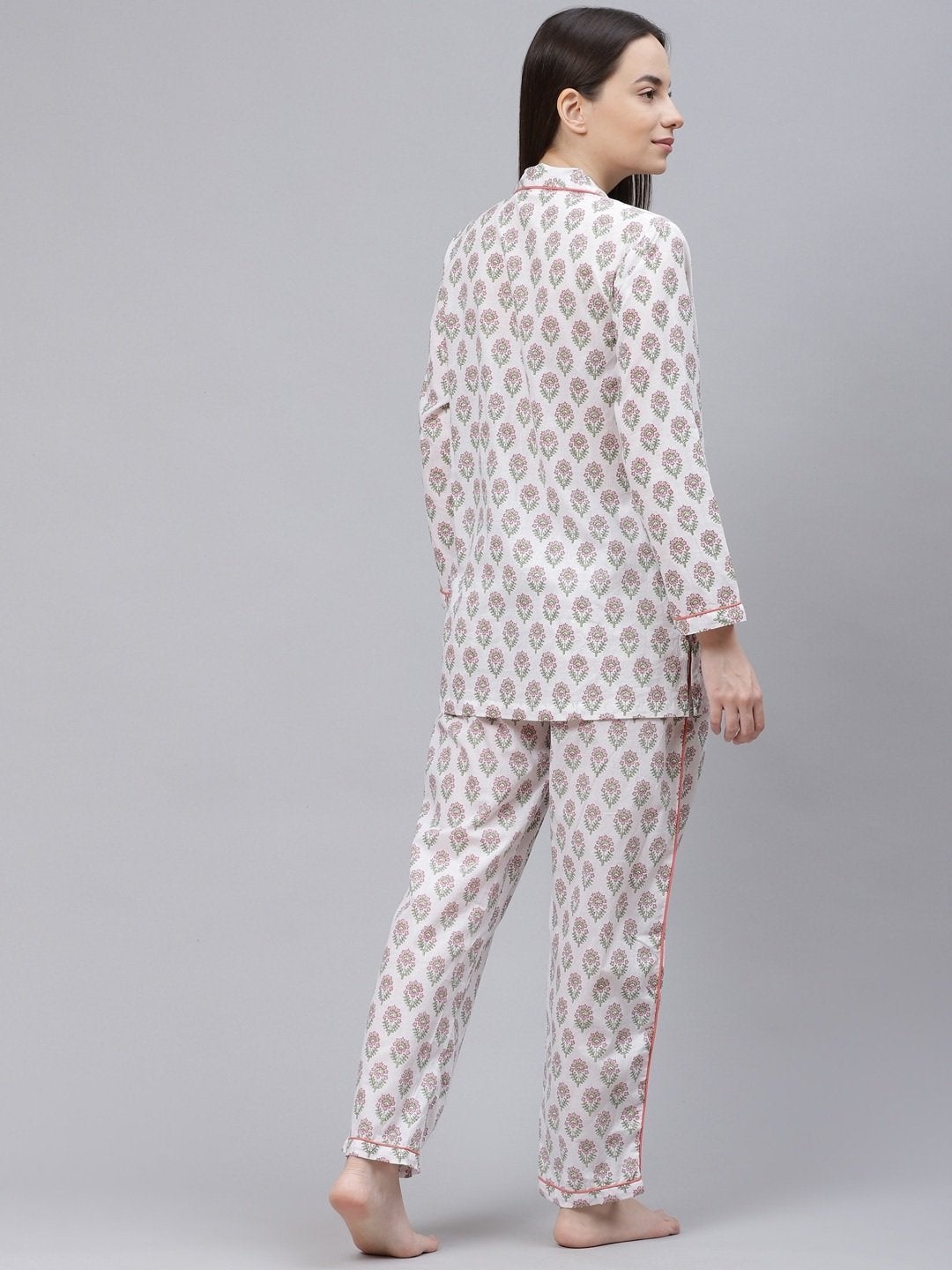Wahe-NOOR Women's White Printed Cotton Night Suit - Distacart