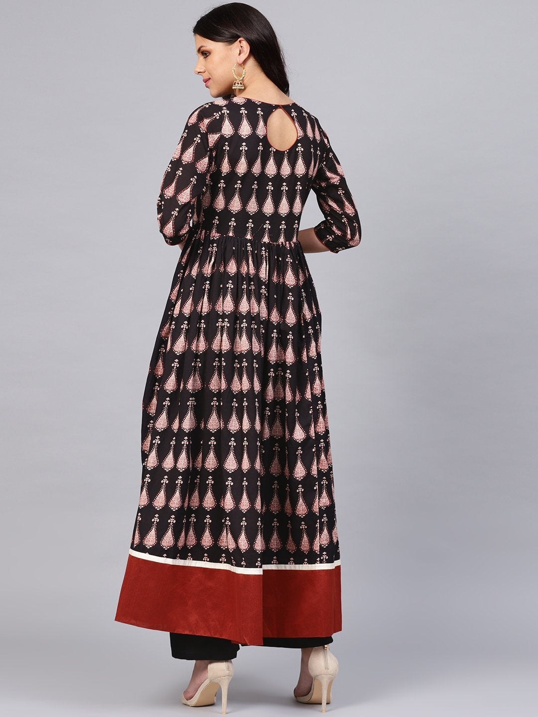 Wahe-NOOR Women's Black Printed Cotton Floor Lenth Anarkali - Distacart