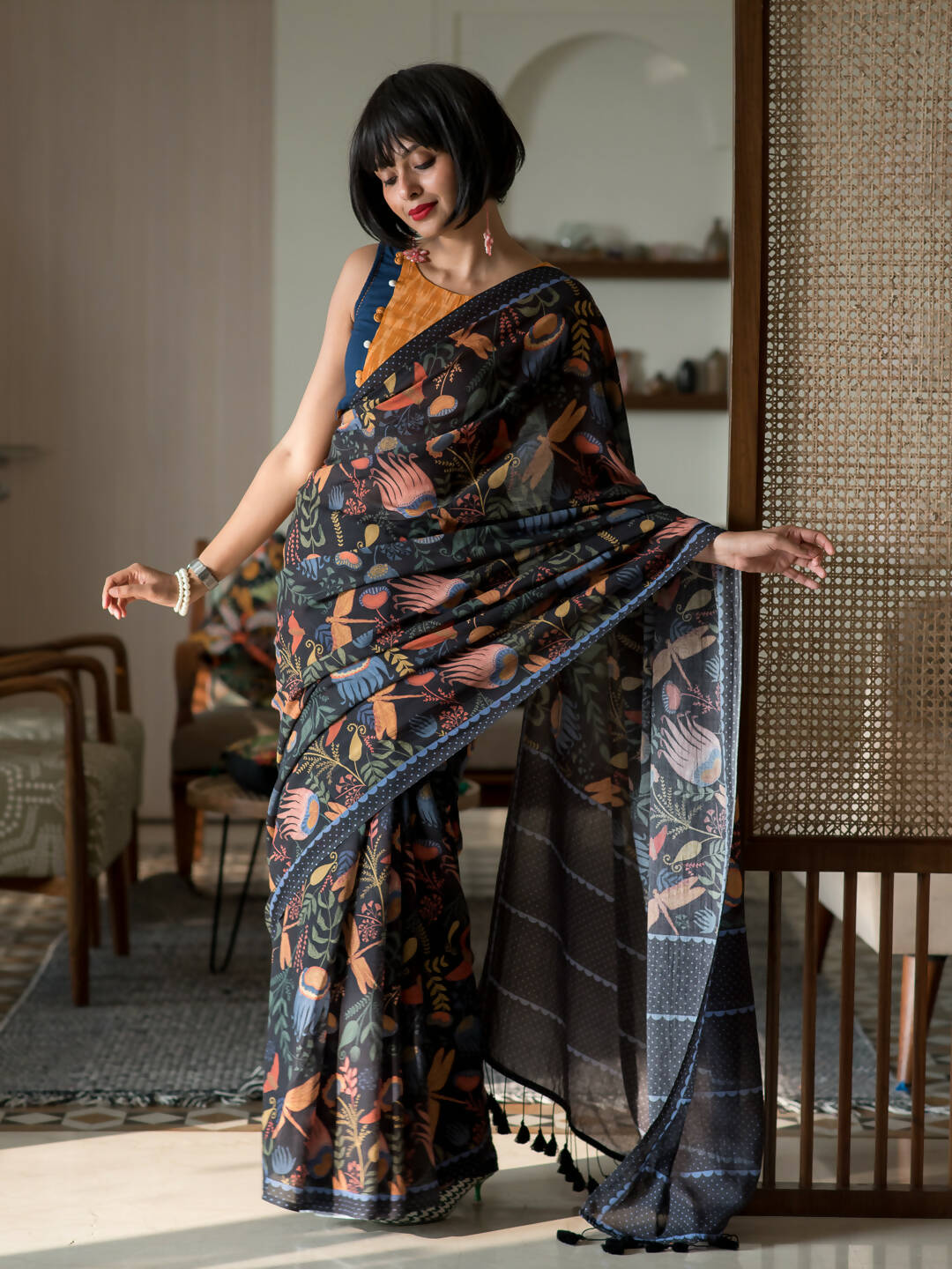 Suta Black Floral Pure Cotton Saree - Distacart