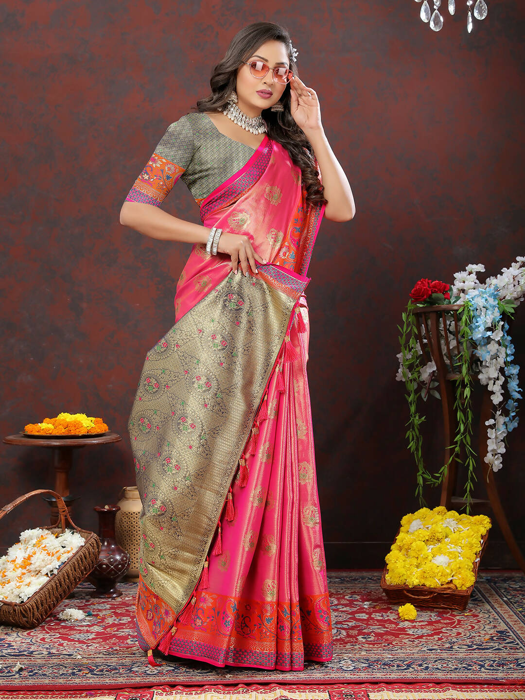 Lorenvalley Fashion Pink Kanjivaram Silk Woven Design with Zari Weaving Saree - Distacart