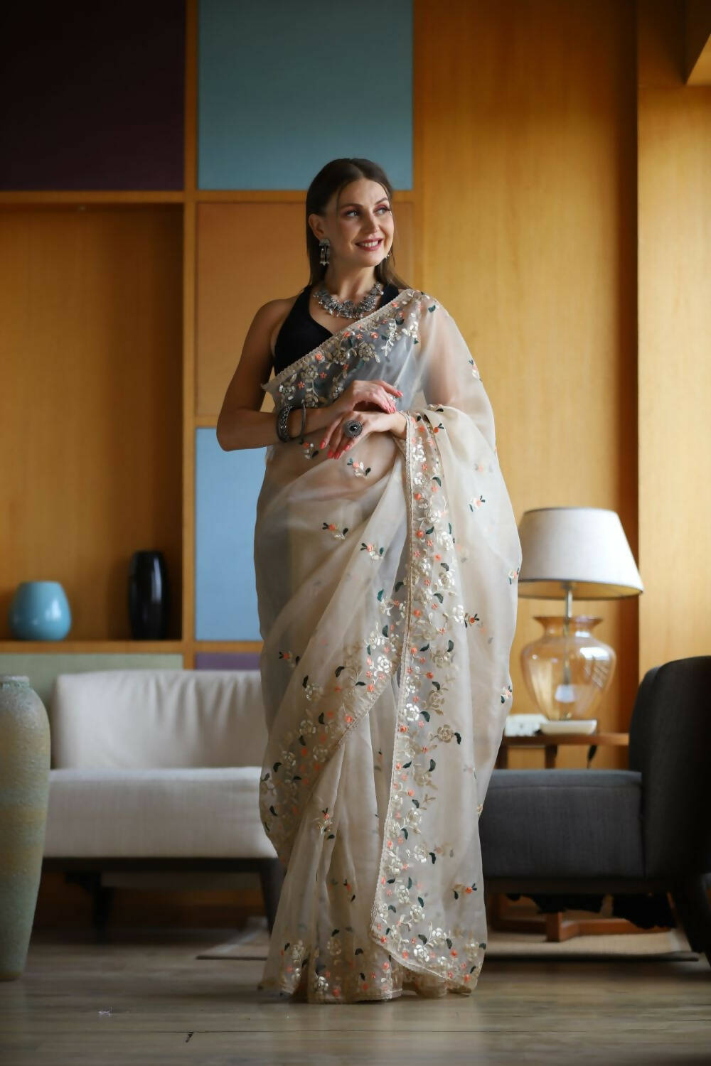 Vamsee White Organza Saree - Distacart