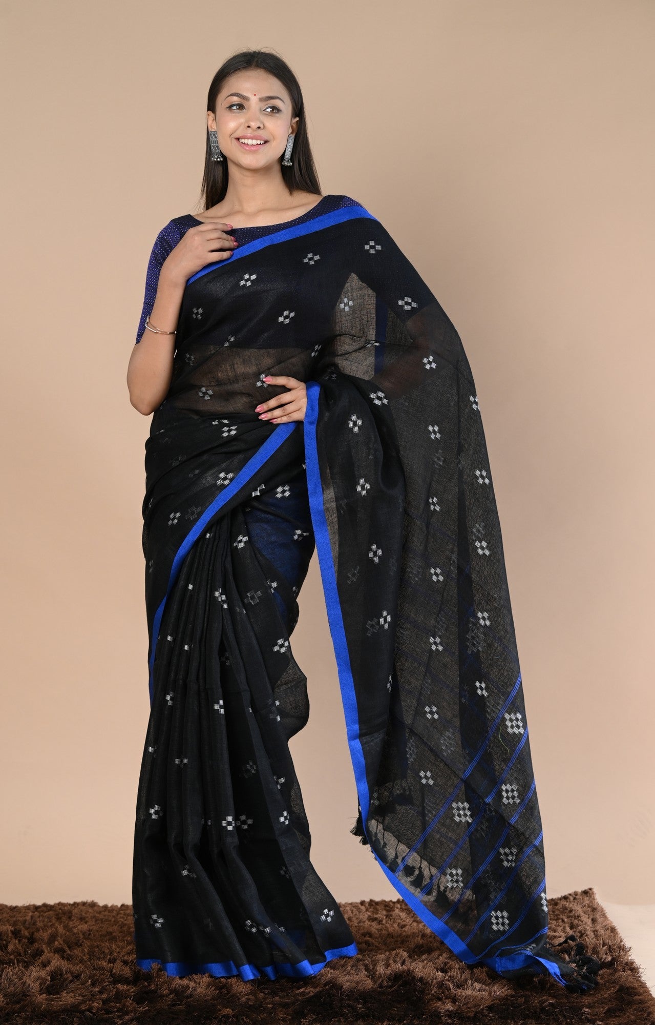 Very Much Indian Pure Linen Saree With Sleek Border and Exclusive Design - Distacart