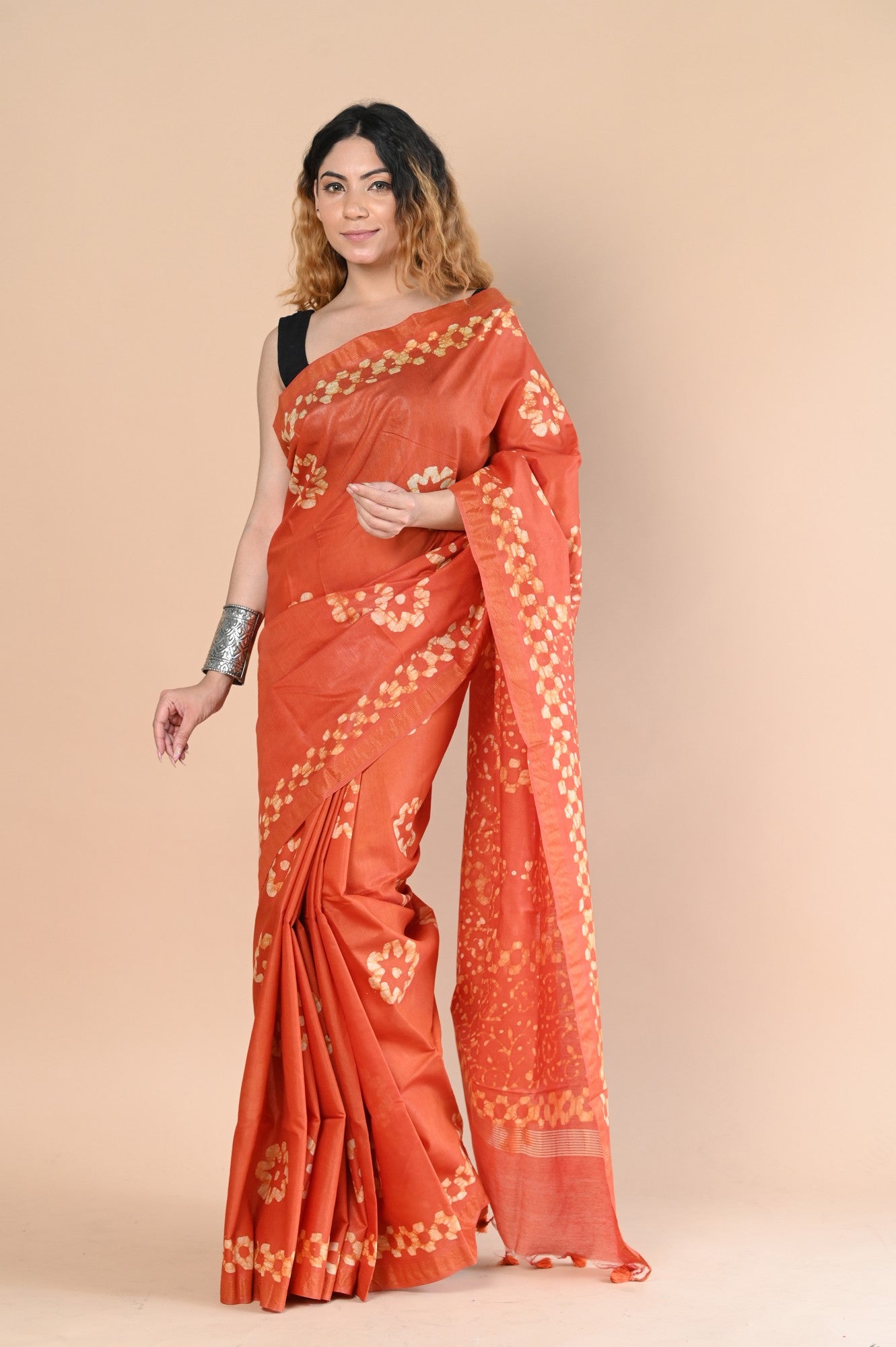 Very Much Indian Authentic Handloom Pure Cotton Saree with Hand Batik Work - Distacart