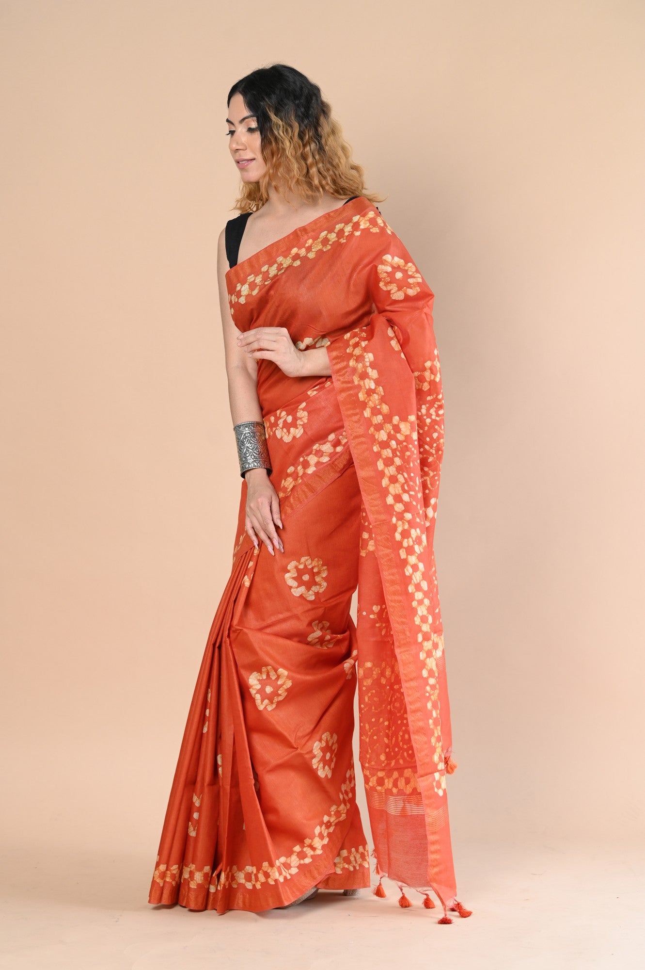 Very Much Indian Authentic Handloom Pure Cotton Saree with Hand Batik Work - Distacart