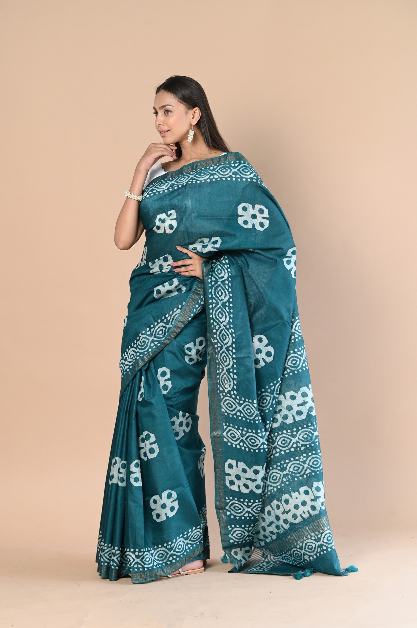 Very Much Indian Authentic Handloom Pure Cotton Saree with Hand Batik Work - Distacart