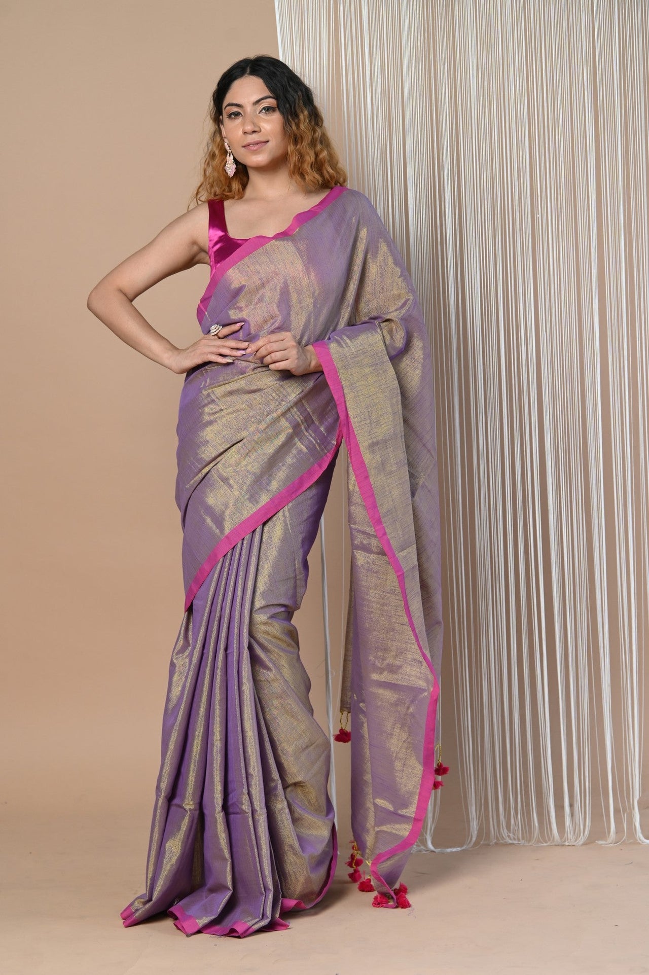 Very Much Indian VMI Exclusive! Handloom Woven Cotton Zari Saree with Beautiful Sleek Border - Distacart