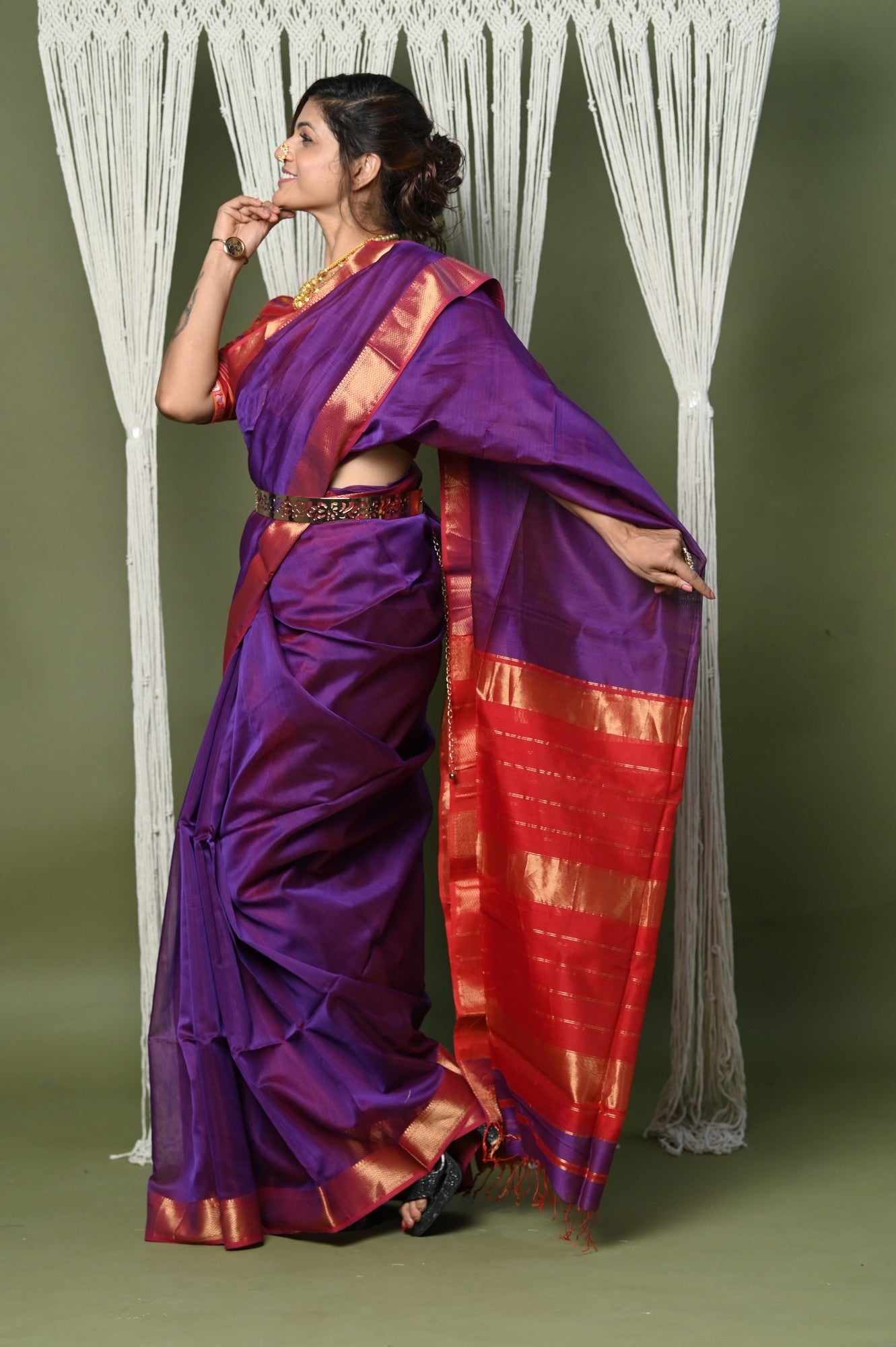 Very Much Indian Handloom Cotton Silk Saree With Sleek Golden Border - purple - Distacart