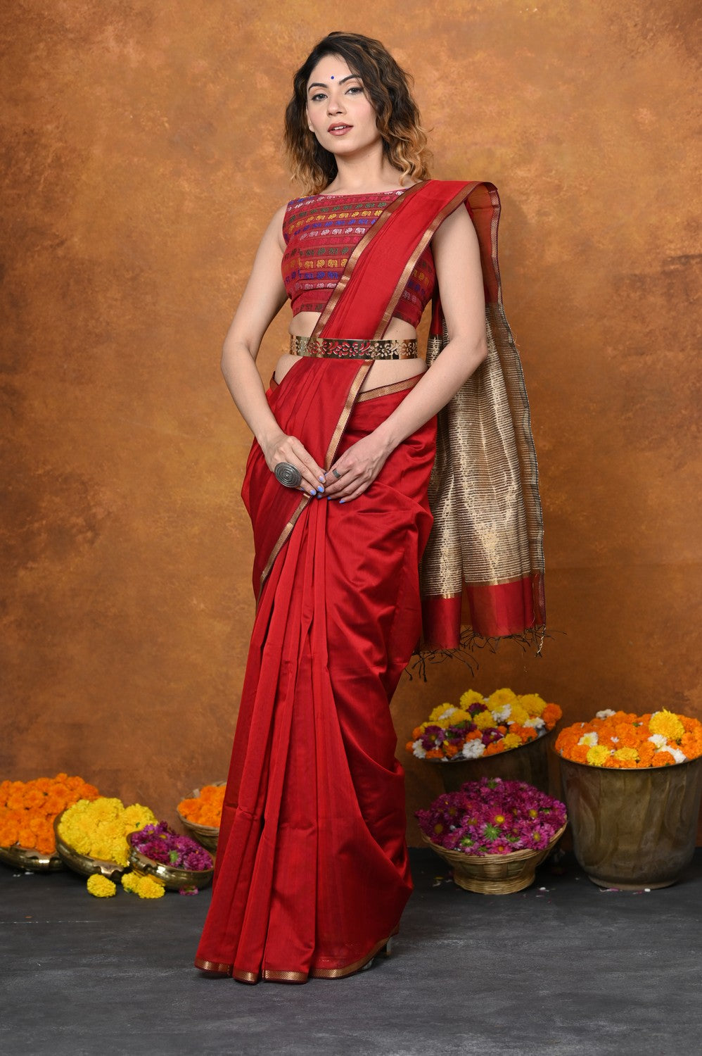 Very Much Indian Handloom Cotton Silk Saree With Sleek Golden Border - Red - Distacart