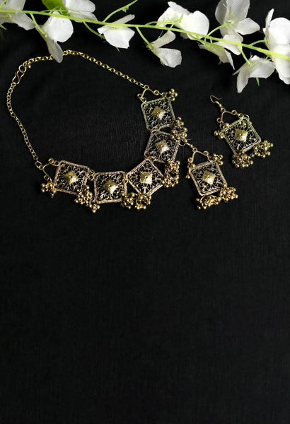 Tehzeeb Creations Golden Colour Oxidised Necklace Set With Ghunghru Design