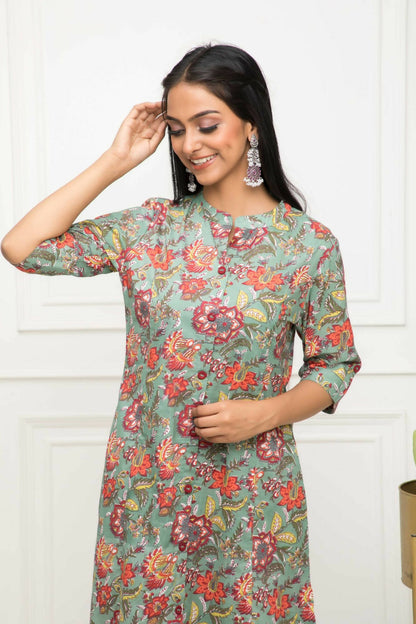 Myshka Women Multi Solid Cotton A-Line Round Neck Kurtas - Distacart