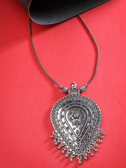 NVR Women's Elegant Silver Oxidised Brass Necklace - Distacart