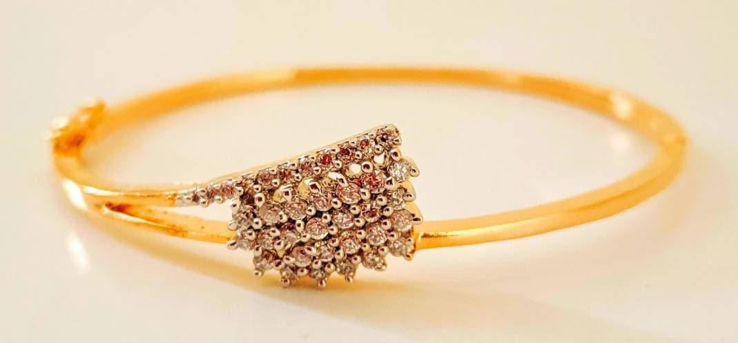 White Stone AD Bracelet Size 2.4