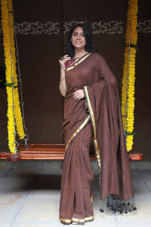 Very Much Indian Pure Cotton Handloom Saree With Intricate Borders - Brown - Distacart