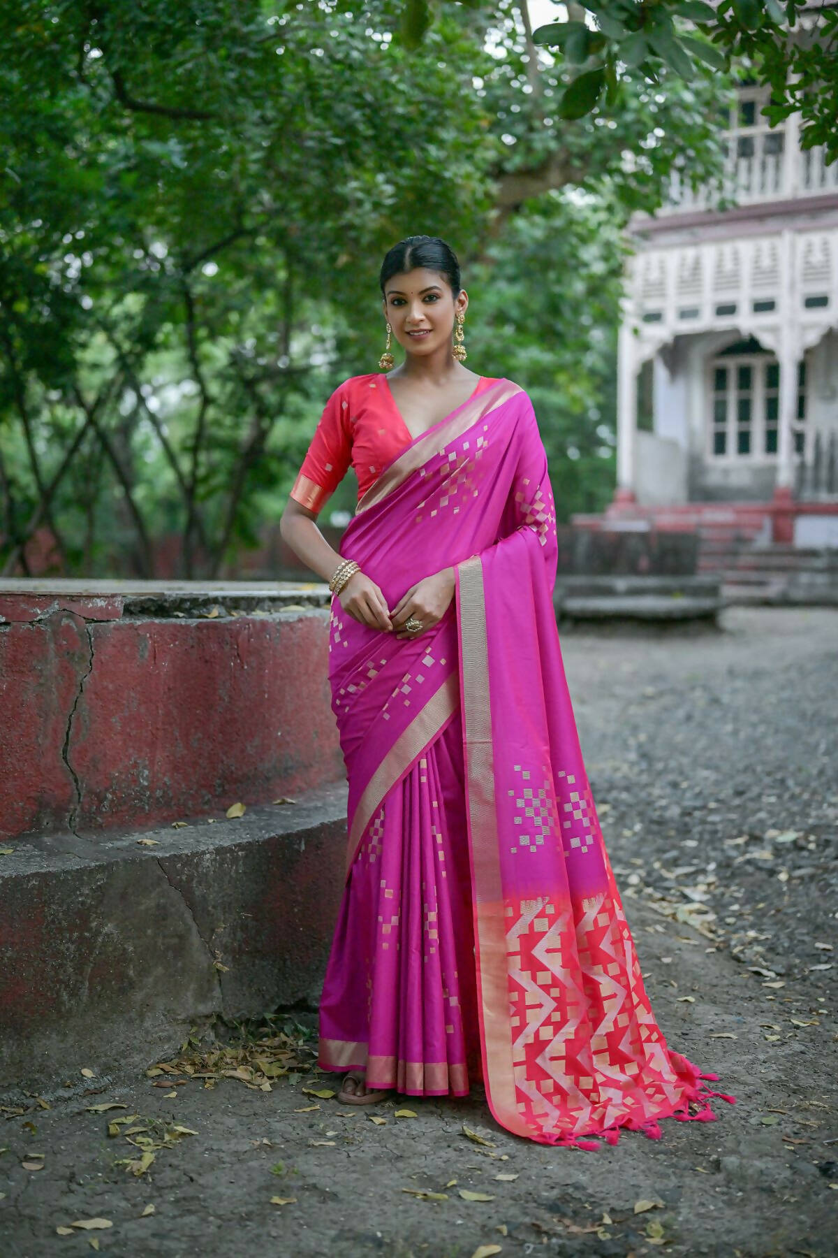 Vishnu Weaves Women's Wine Soft Silk Zari Woven Saree with Blouse - Distacart