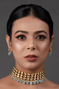Thumbnail for Peryl Women's Blue Gold Tone Kundan Beaded Choker Necklace With Earrings - Distacart