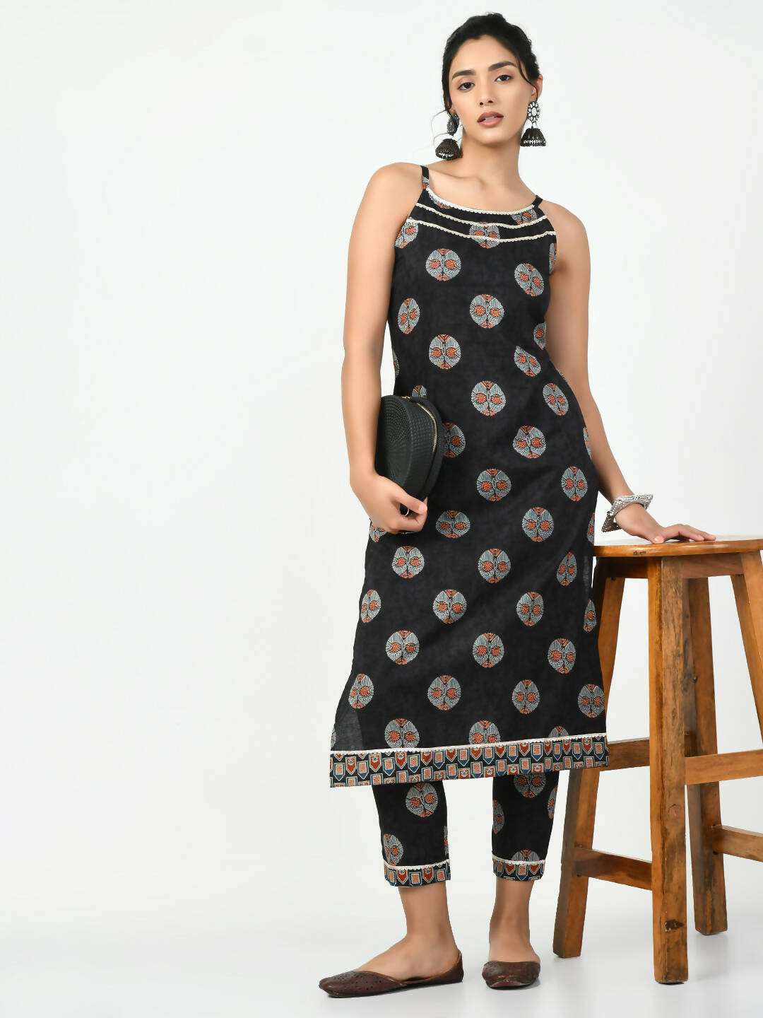 Myshka Women's Black Printed Kurta With Trouser - Distacart
