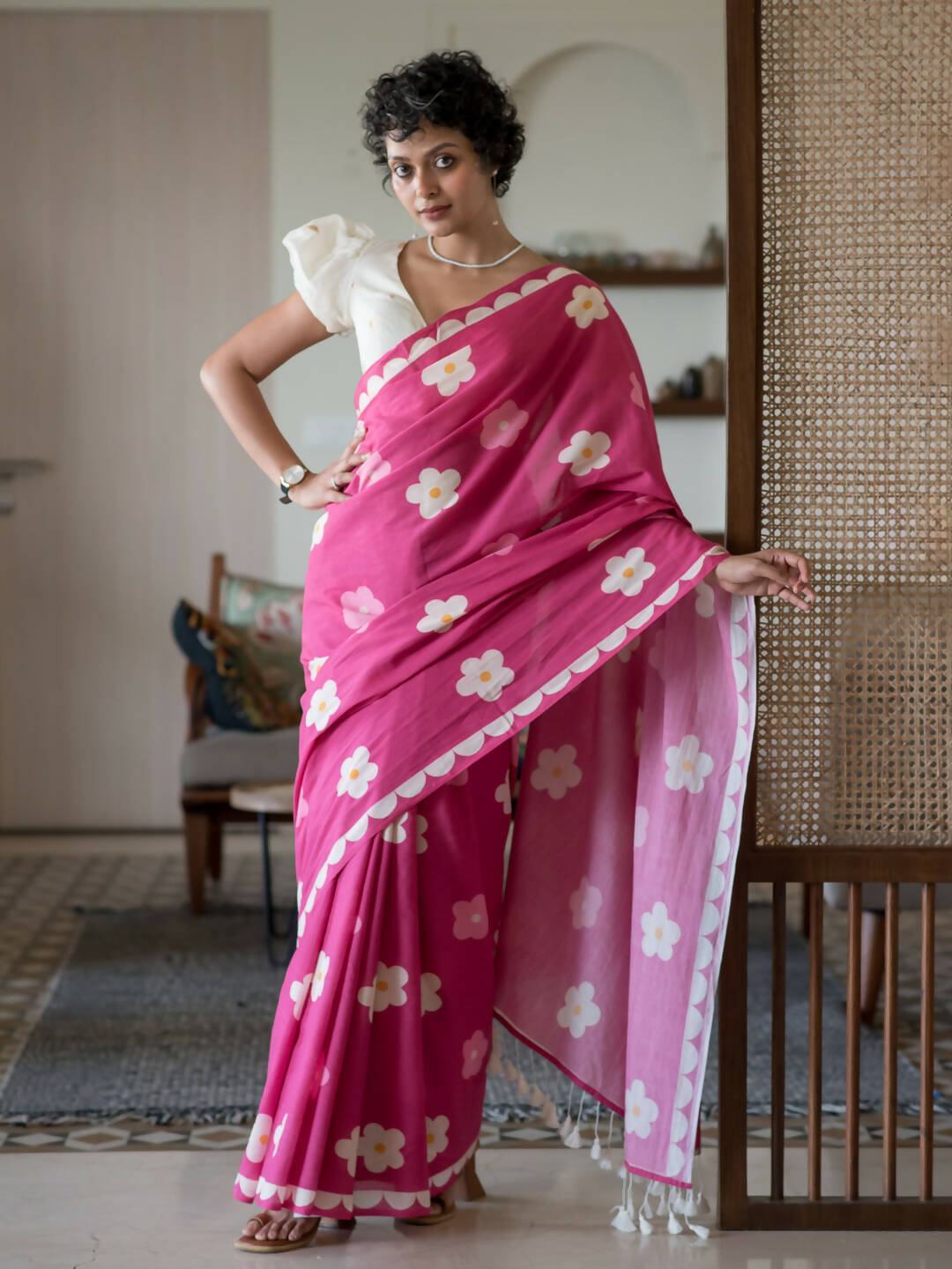 Suta Pink Floral Pure Cotton Saree - Distacart