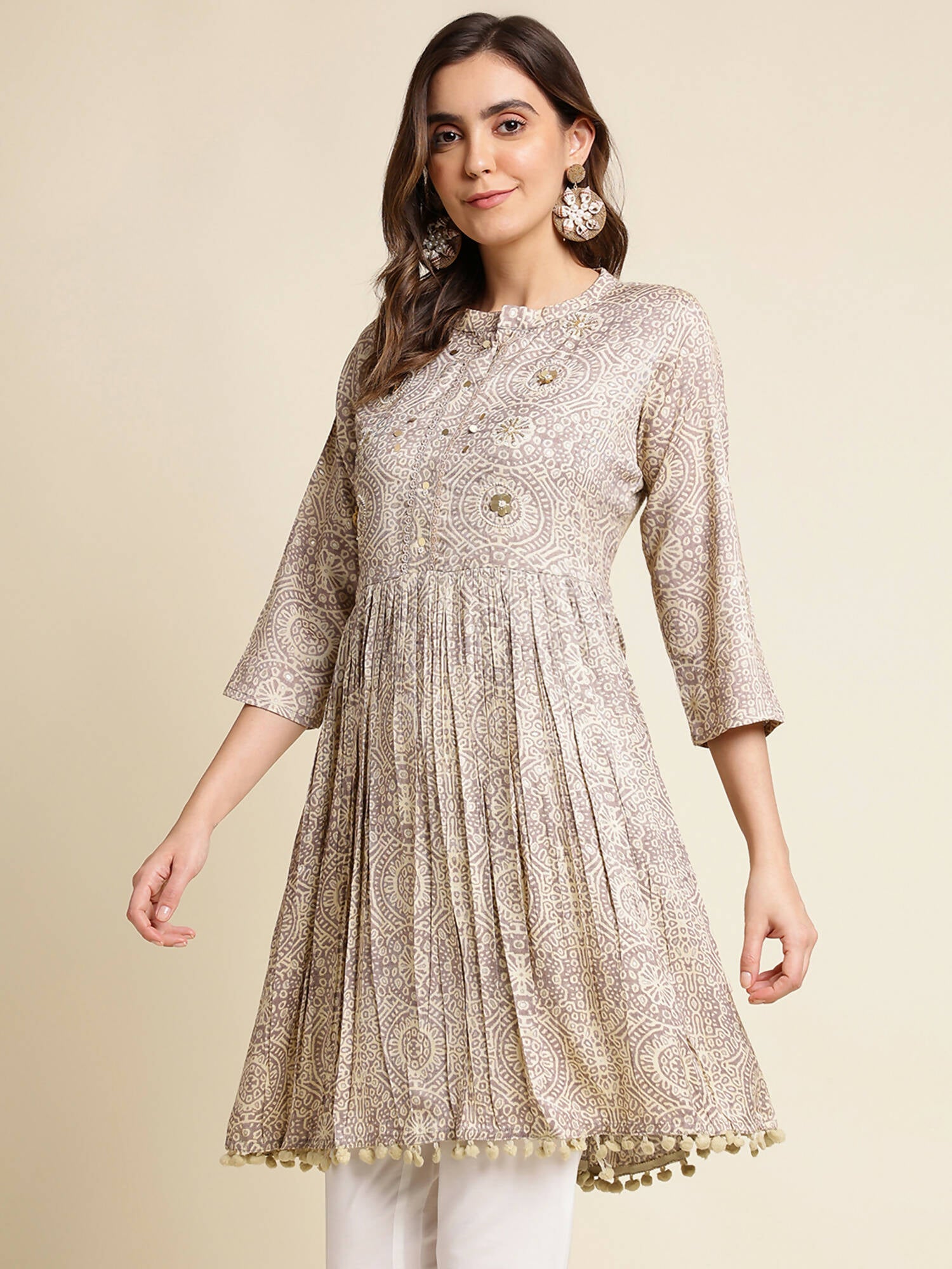Grey Chiffon Paisley Printed Top - Himanshi - Distacart