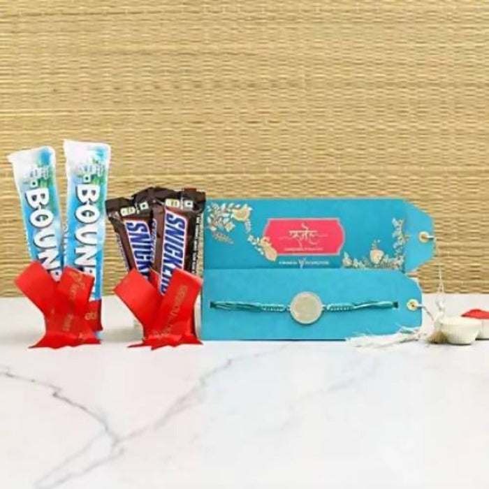 Hulk Metal Rakhi with Bounty & Snickers Chocolate